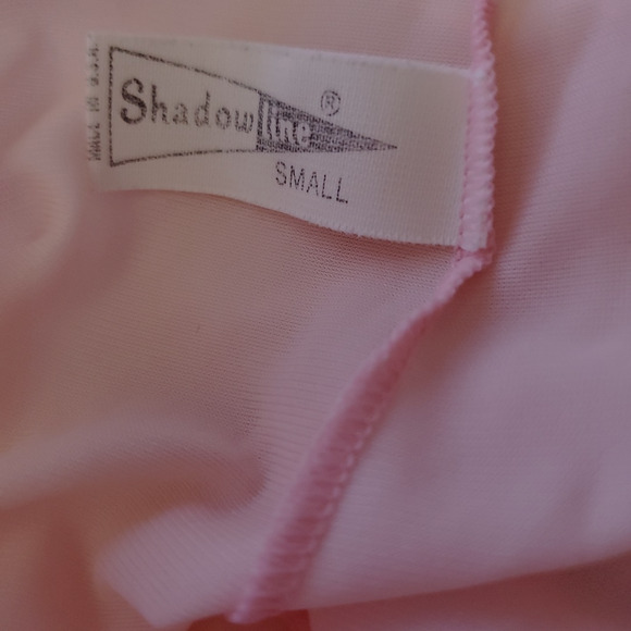 VTG SHADOWLINE Nightgown FEMININE PINK NYLON Sissy Coquette Eyelet Lace SMALL - Picture 9 of 10